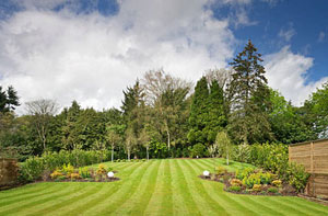 Lawn Mowing St Austell UK