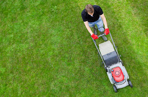 Grass Cutting Potters Bar Hertfordshire (EN6)